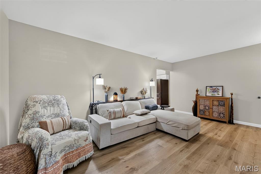 4th image of 109 Dawn Dr, Washington, MO 63090 | MLS# MIS26052710