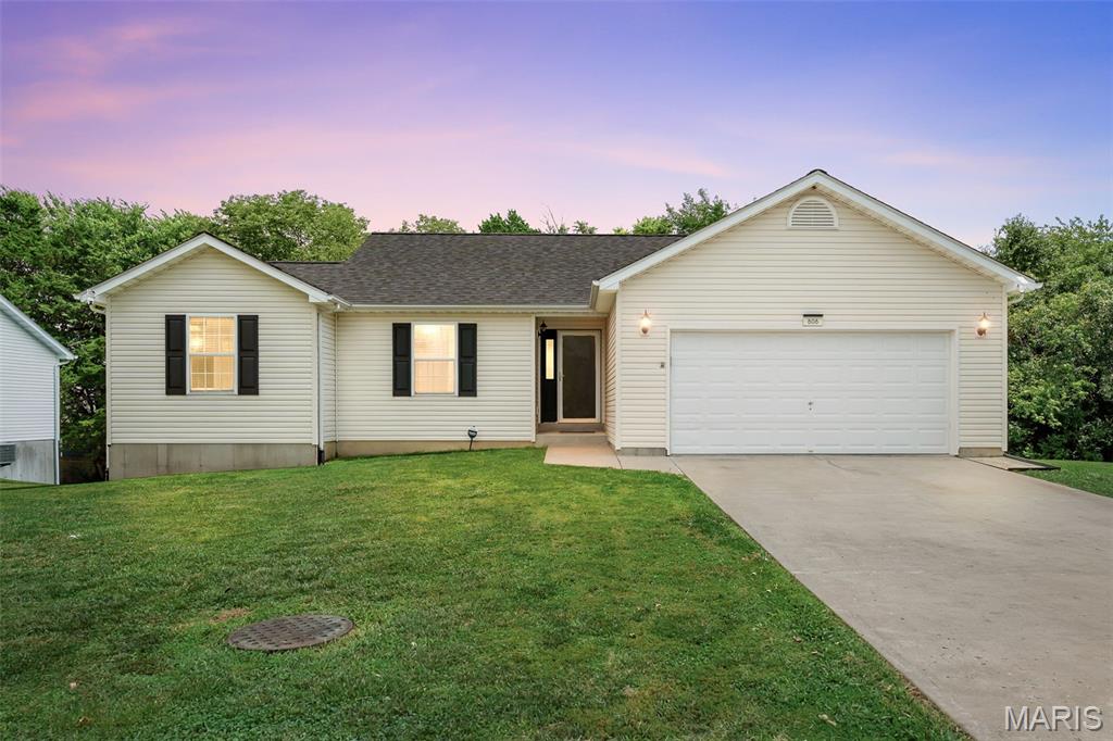 1st image of 808 Big Red Ct, Warrenton, MO 63383 | MLS# MIS26052712