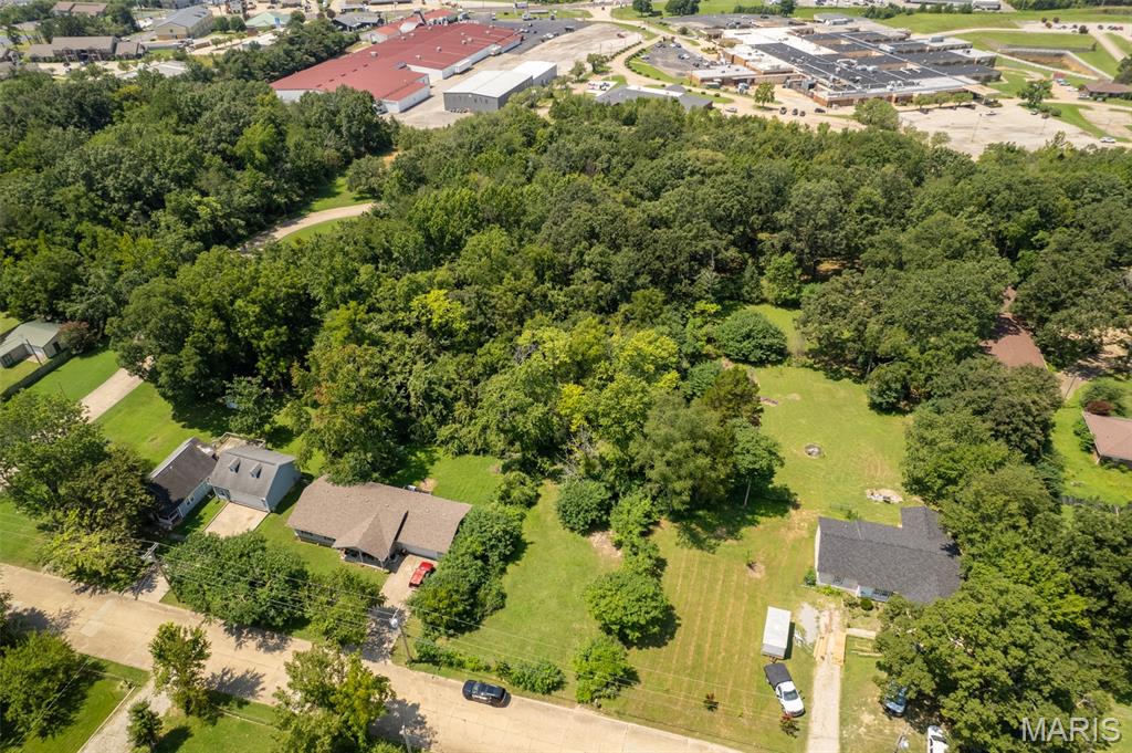 3rd image of 2429 Channon Dr, Poplar Bluff, MO 63901 | MLS# MIS26052737