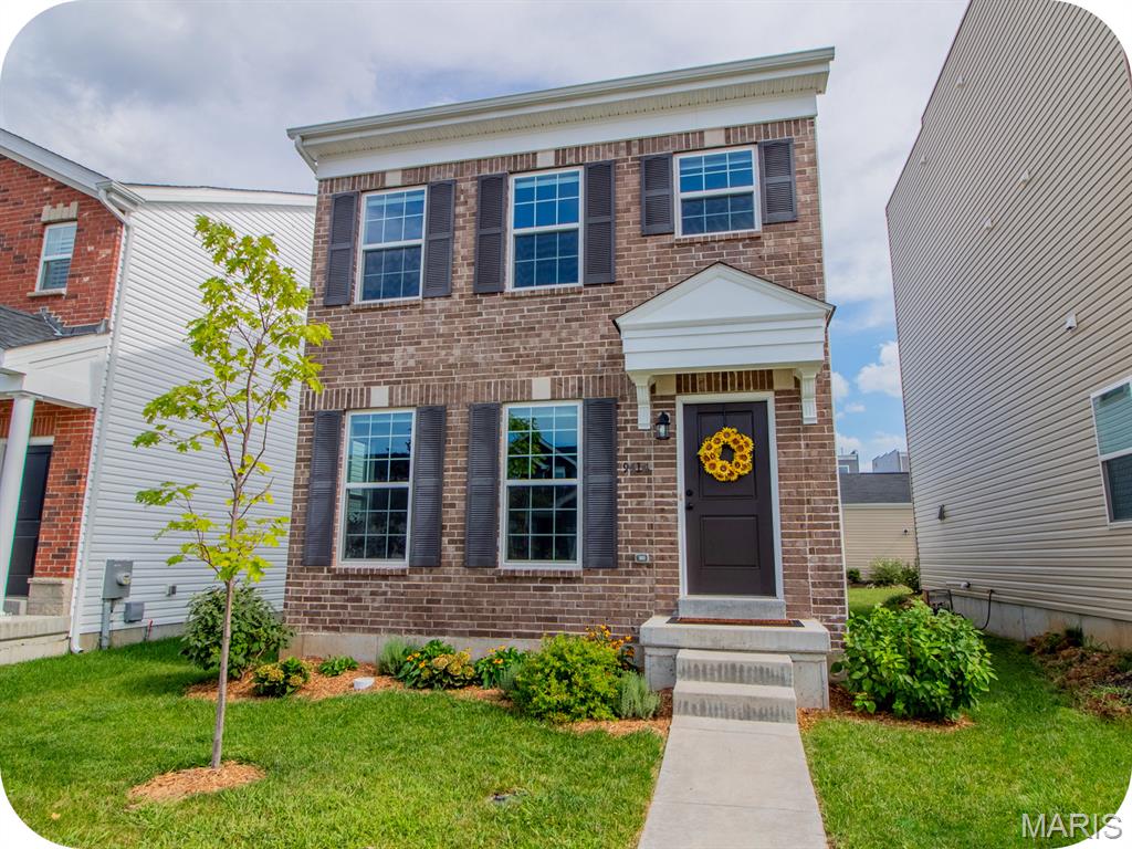 1st image of 9414 Woolworth Dr, Saint Louis, MO 63126 | MLS# MIS26052781