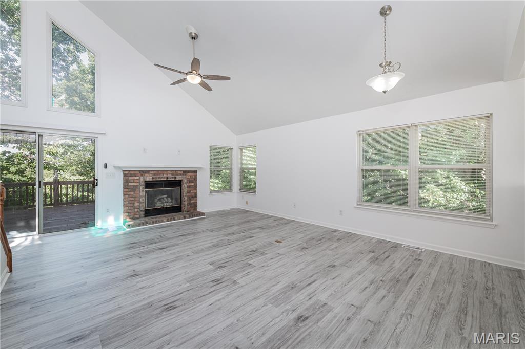 5th image of 1501 Strawberry Glen Ct, Ballwin, MO 63021 | MLS# MIS26052803