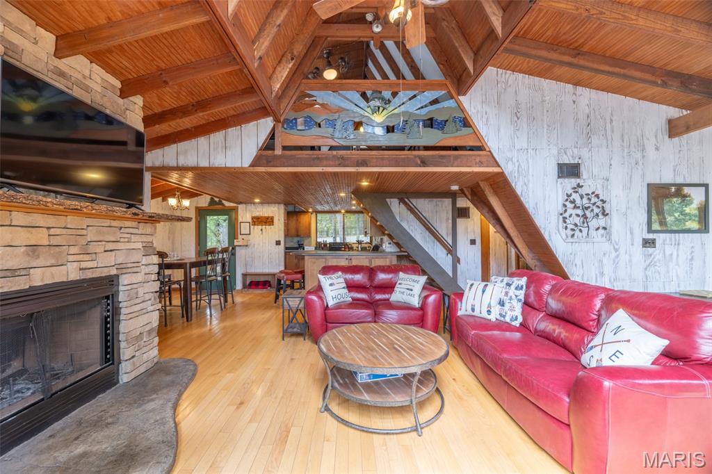 4th image of 927 Trophy Woods Dr, Wright City, MO 63390 | MLS# MIS26052804
