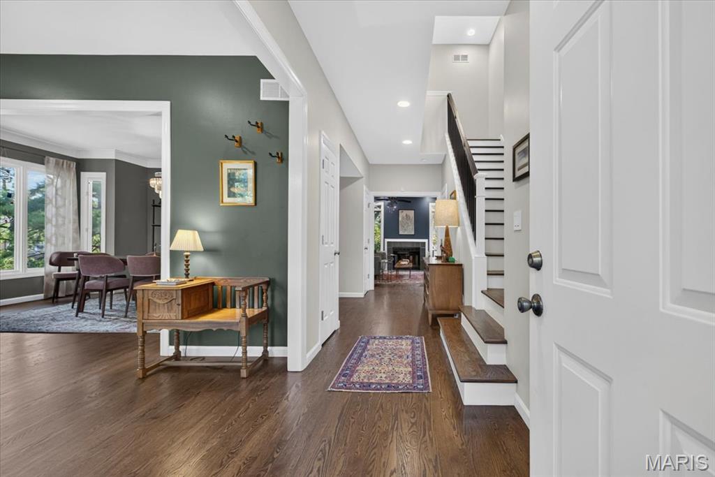 4th image of 366 W Point Ct, Saint Louis, MO 63130 | MLS# MIS26052850