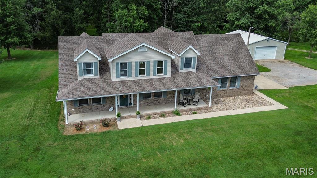 3rd image of 3816 Airport Rd, Godfrey, IL 62035 | MLS# MIS26052874