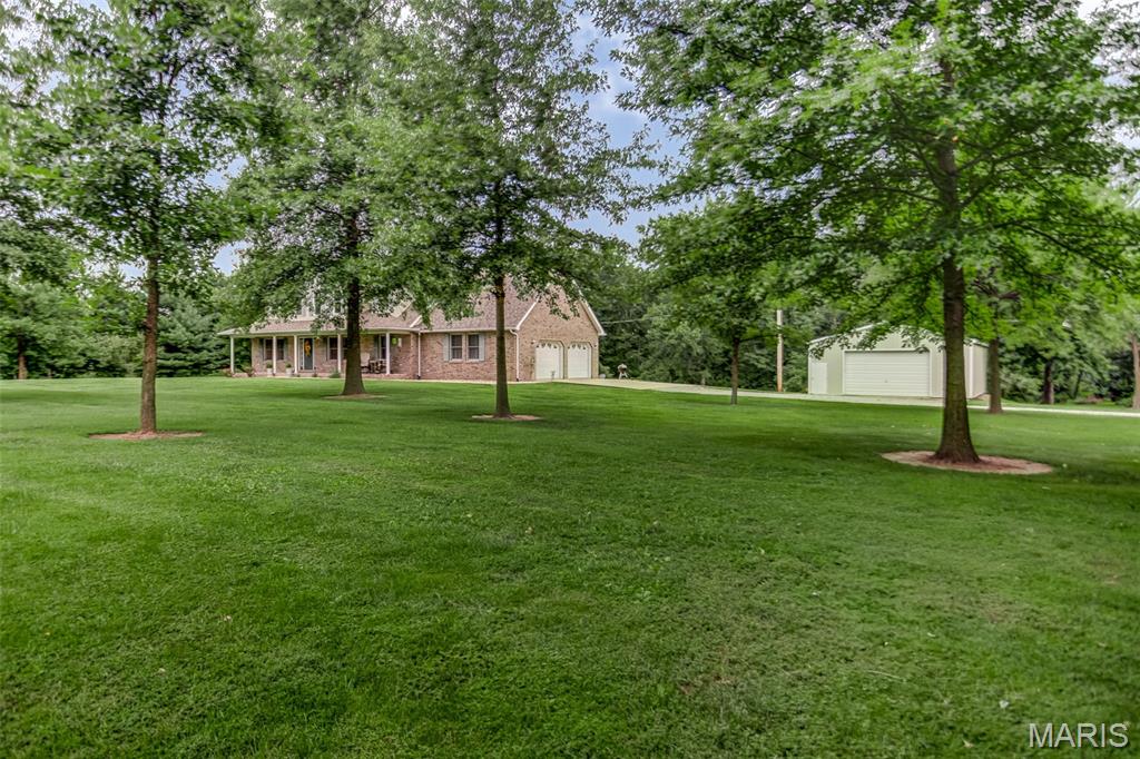 4th image of 3816 Airport Rd, Godfrey, IL 62035 | MLS# MIS26052874