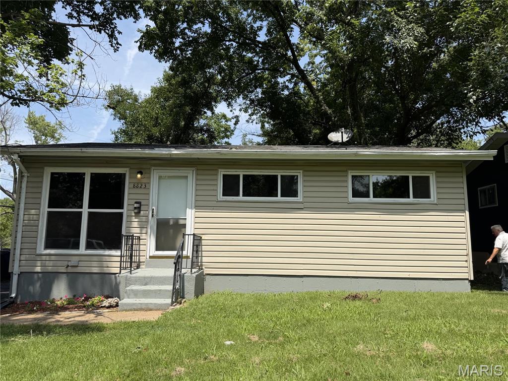 1st image of 8823 Cranberry Ln, Saint Louis, MO 63121 | MLS# MIS26052949