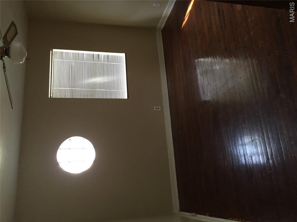 4th image of 9224 Catalina Dr, Saint Louis, MO 63136 | MLS# MIS26052954