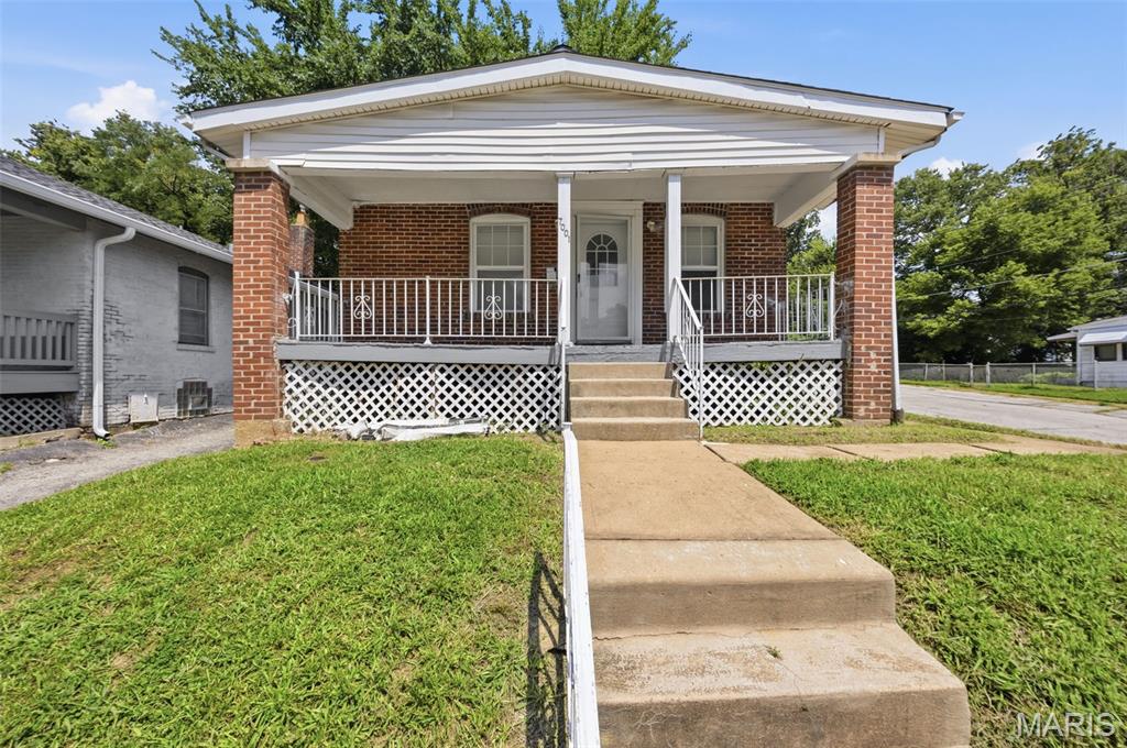 1st image of 7001 Edison Ave, Saint Louis, MO 63121 | MLS# MIS26052956