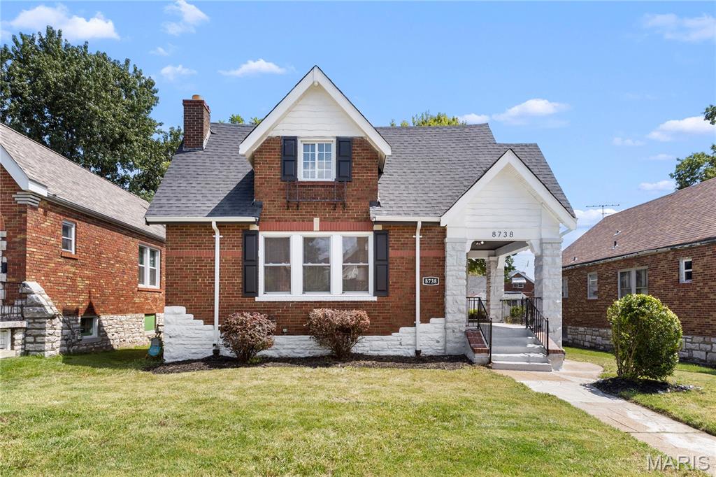 1st image of 8738 Partridge Ave, St Louis, MO 63147 | MLS# MIS26052960
