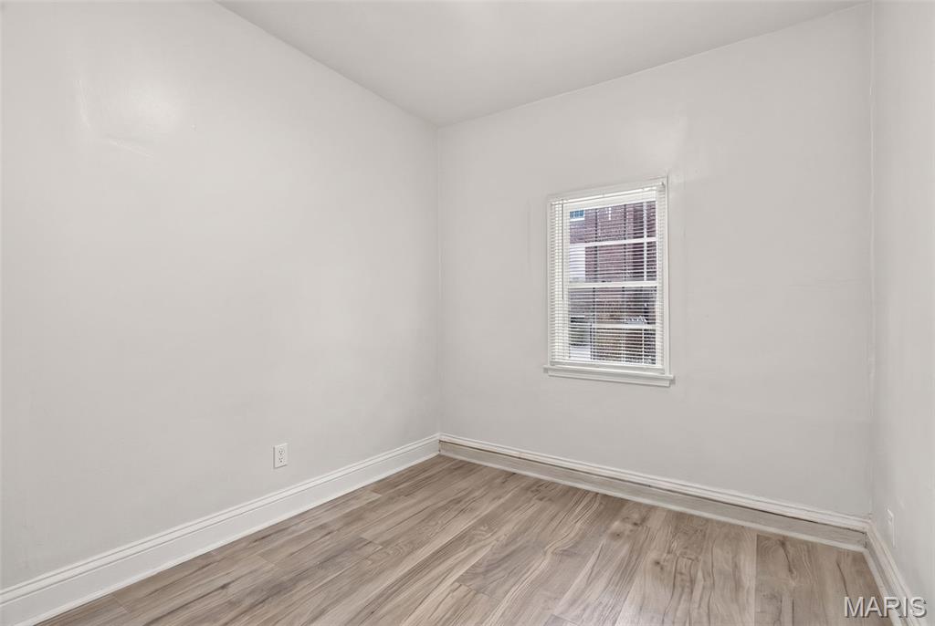 24th image of 2037 Maury Avenue, Saint Louis, MO 63110 | MLS# MIS26053000