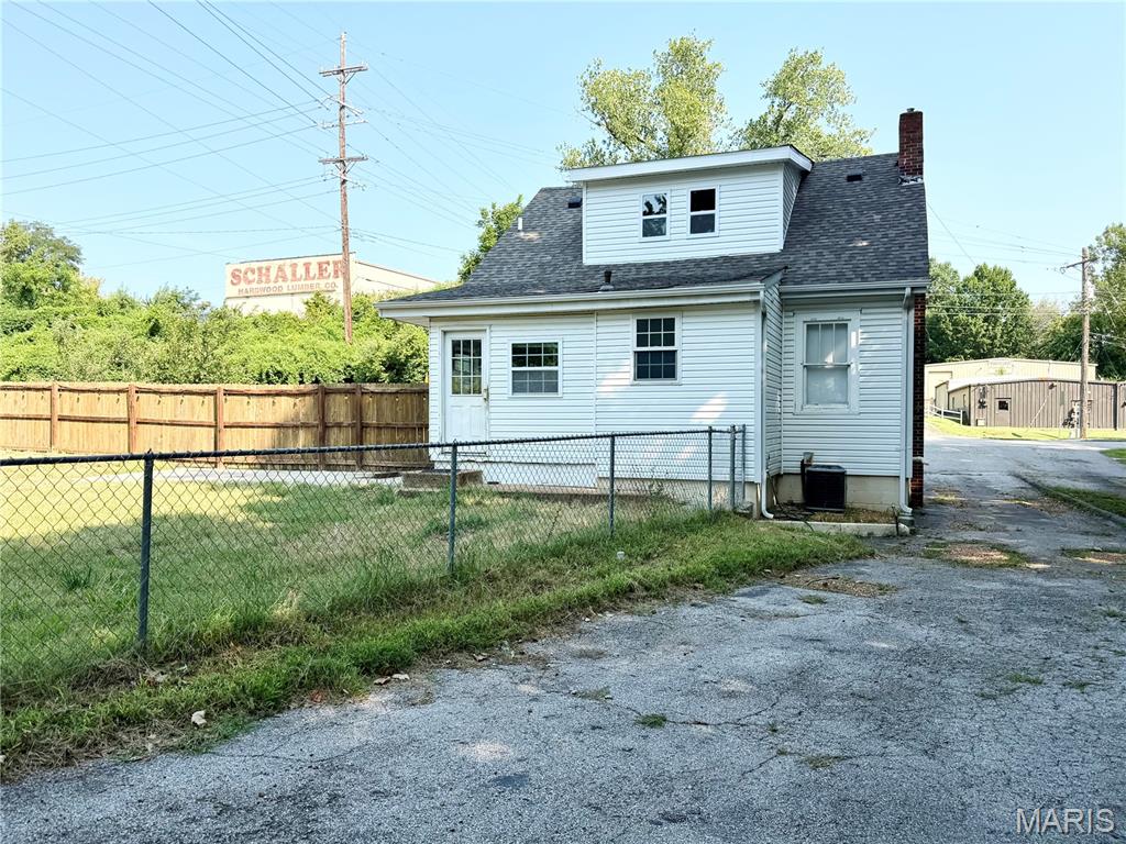 20th image of 4510 18 Green Park Rd, St Louis, MO 63123 | MLS# MIS26053002