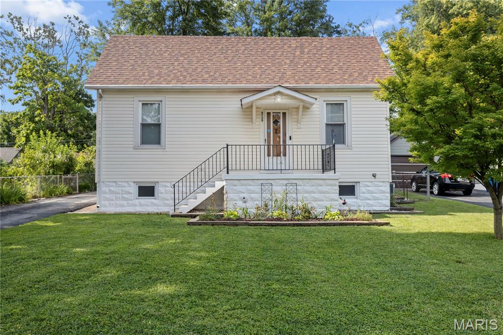 1st image of 6720 Bonnie Ave, Saint Louis, MO 63123 | MLS# MIS26053012