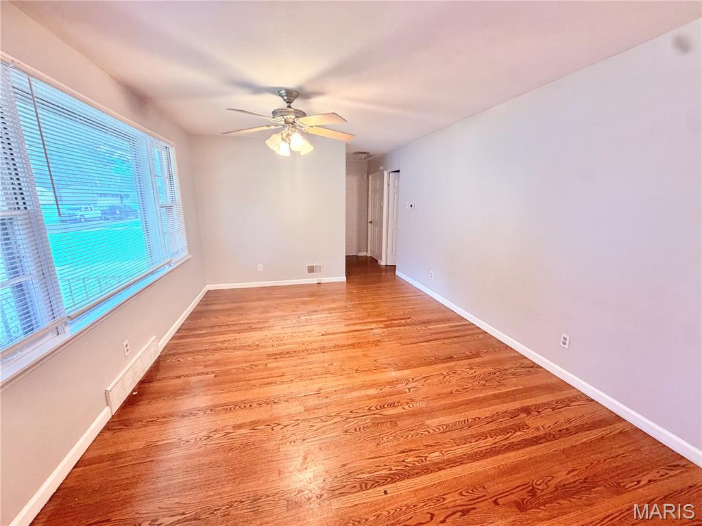 2nd image of 80 Florissant Park Dr, Florissant, MO 63031 | MLS# MIS26053017