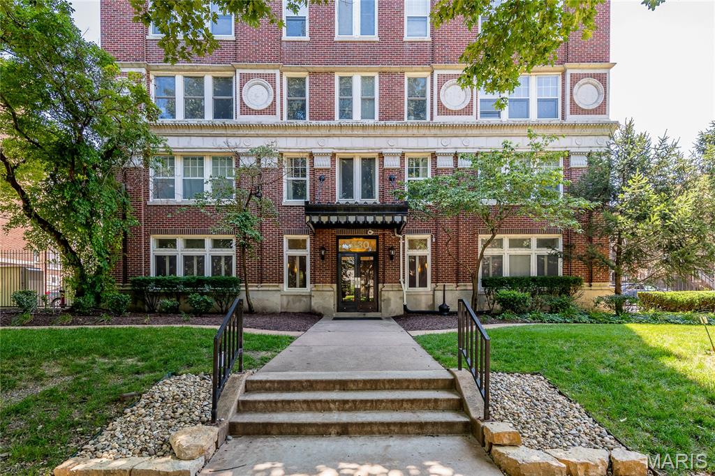 1st image of 5330 Pershing #706, St Louis, MO 63112 | MLS# MIS26053025