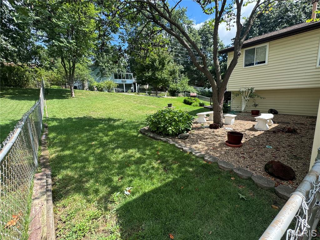 61st image of 353 Bellestri Dr, Ballwin, MO 63021 | MLS# MIS26053038