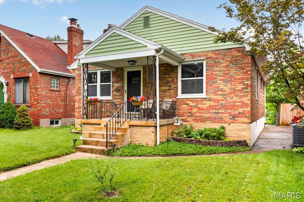 2nd image of 5305 Reber Pl, Saint Louis, MO 63139 | MLS# MIS26053044