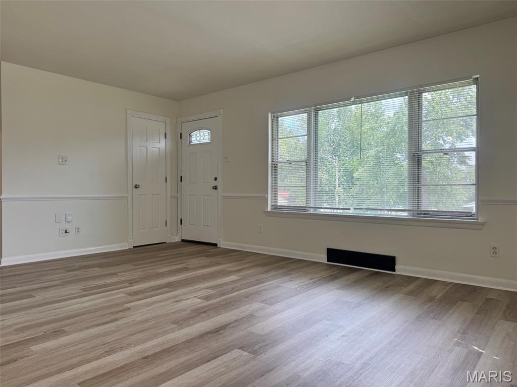 4th image of 2516 Center Ave, Saint Louis, MO 63136 | MLS# MIS26053049