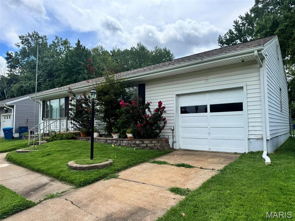 2nd image of 2516 Center Ave, Saint Louis, MO 63136 | MLS# MIS26053049