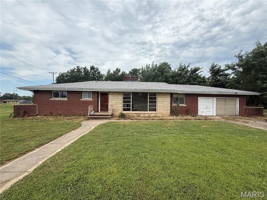 1st image of 168 Crescent Dr, Lebanon, MO 65536 | MLS# MIS26053074