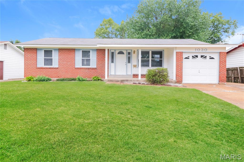 1st image of 1030 Lees Ln, Florissant, MO 63031 | MLS# MIS26053093