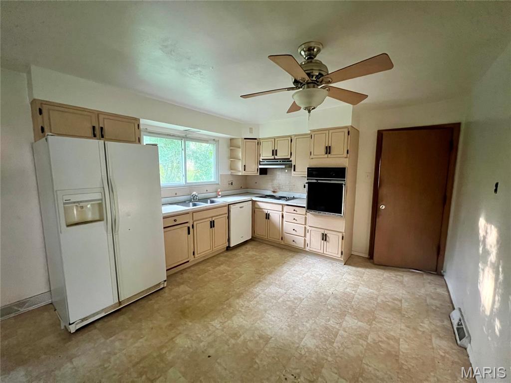 3rd image of 10133 Maraldo Pl, Saint Louis, MO 63137 | MLS# MIS26053099