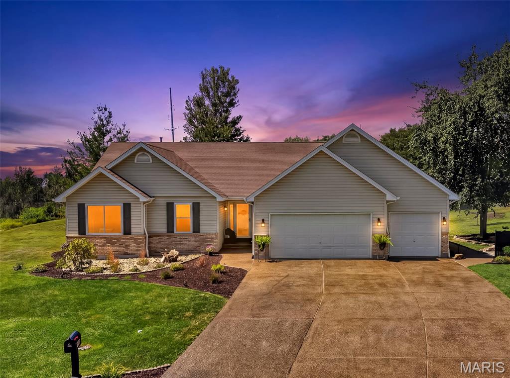 Photo 44 of Sale Pending at 1509 Langrove Dr, O Fallon, MO 63368 | MLS# MIS26053132 | Listing updated on 2026-09-03