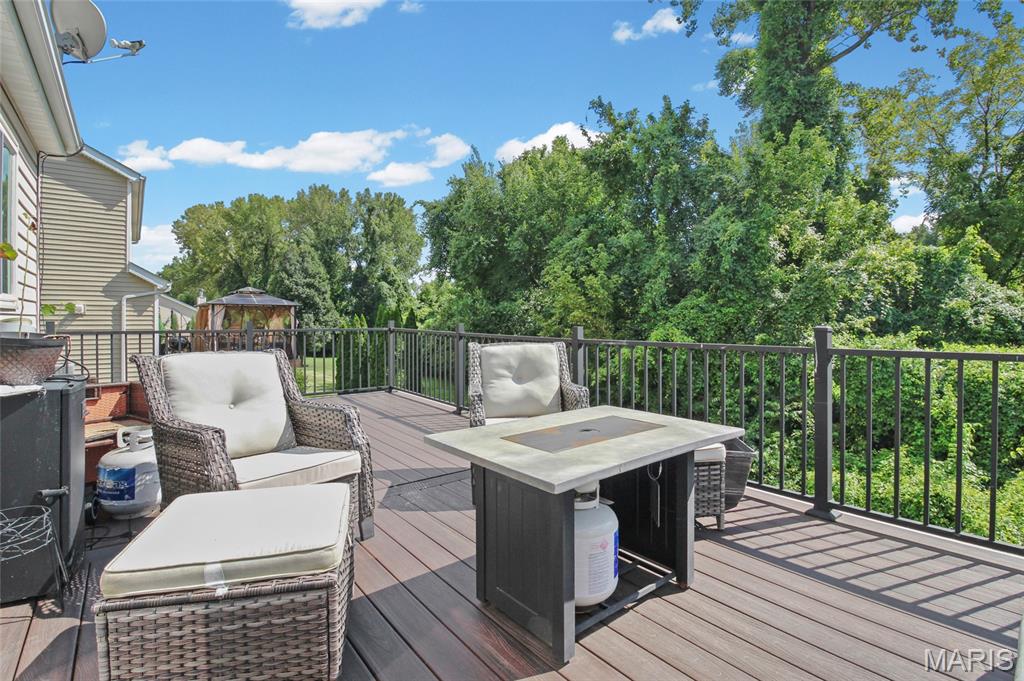 image of 1625 Emerald Creek Dr, Florissant, MO 63031 | MLS# MIS26053148