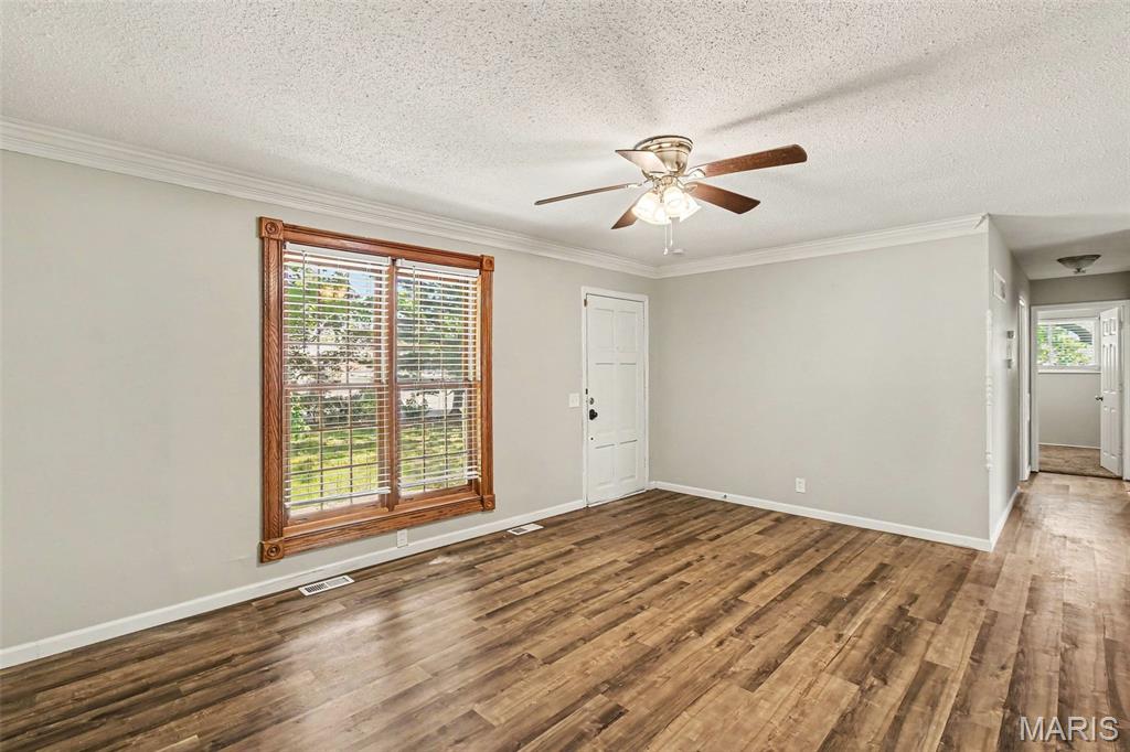 2nd image of 540 Humes Ln, Florissant, MO 63031 | MLS# MIS26053150