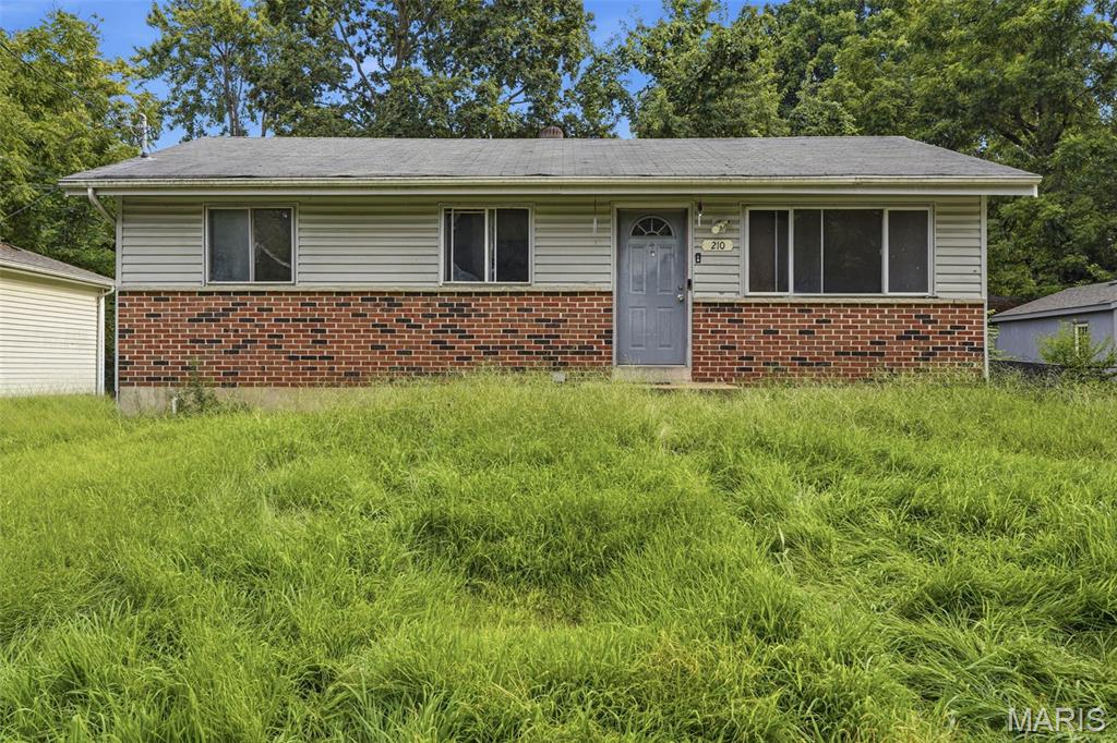 1st image of 210 Connolly Dr, St Louis, MO 63135 | MLS# MIS26053151