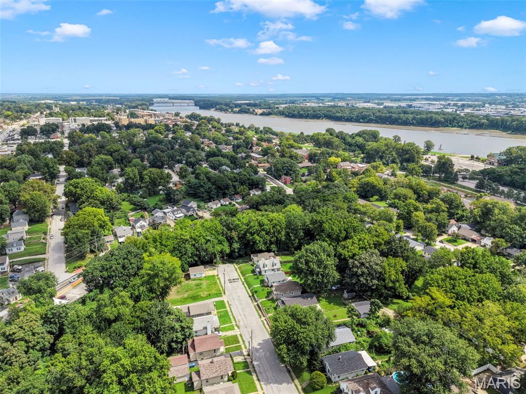 25th image of 1128 Hall St, Saint Charles, MO 63301 | MLS# MIS26053185