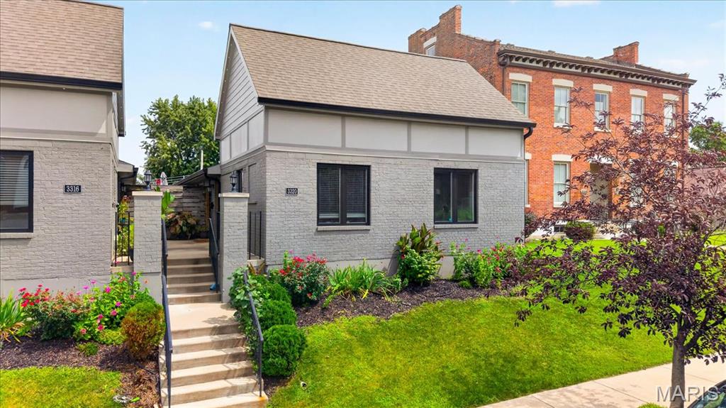 1st image of 3320 Missouri Ave, Saint Louis, MO 63118 | MLS# MIS26053194