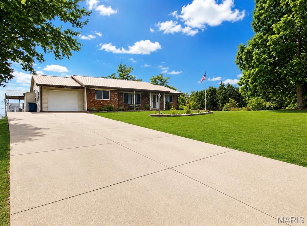 2nd image of 810 S School St, Desloge, MO 63601 | MLS# MIS26053240
