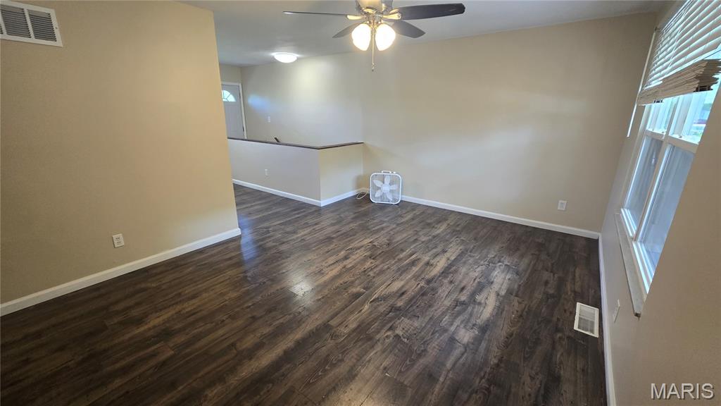 5th image of 4265 Marigold Dr, Granite City, IL 62040 | MLS# MIS26053356