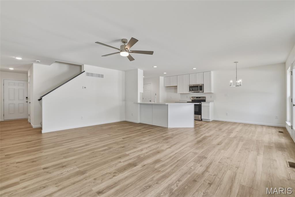 4th image of 292 Still Creek Dr, Lake Saint Louis, MO 63367 | MLS# MIS26053365