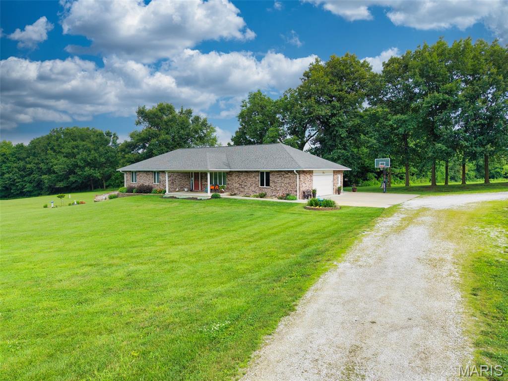 37th image of 5499 Hwy 24, Huntsville, MO 65259 | MLS# MIS26053387