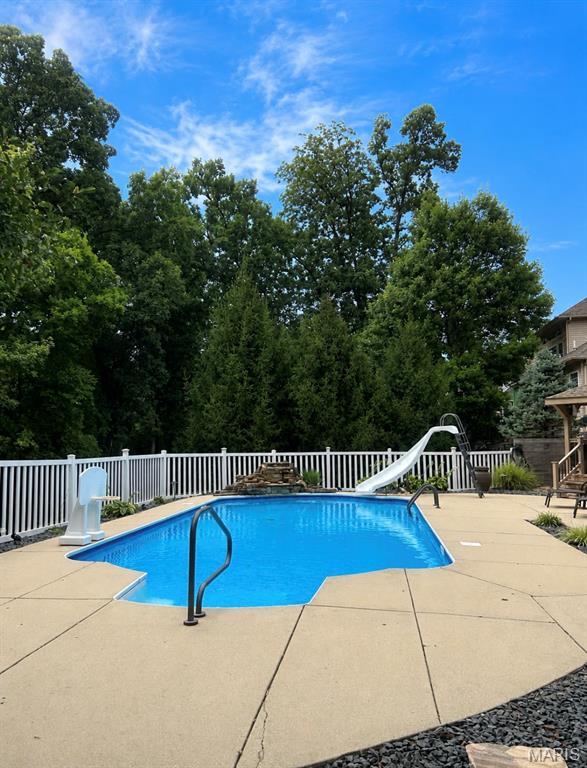 3rd image of 22 Stonebridge Crossing Dr, Maryville, IL 62062 | MLS# MIS26053401