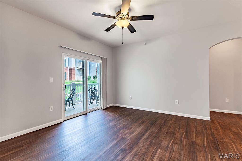 3rd image of 25 Kassebaum Ln, St. Louis, MO 63129