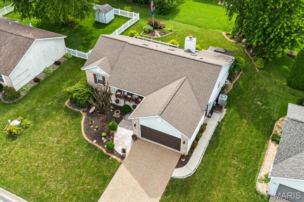 2nd image of 939 Dunberry Dr, O Fallon, IL 62269 | MLS# MIS26053411