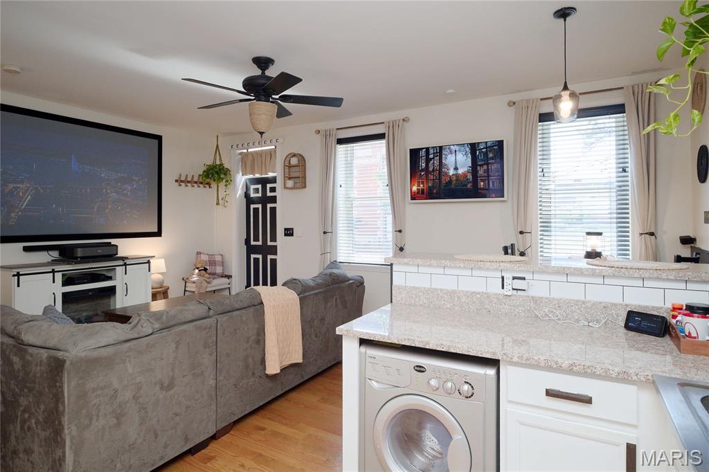 5th image of 915 Allen Ave, St. Louis, MO 63104