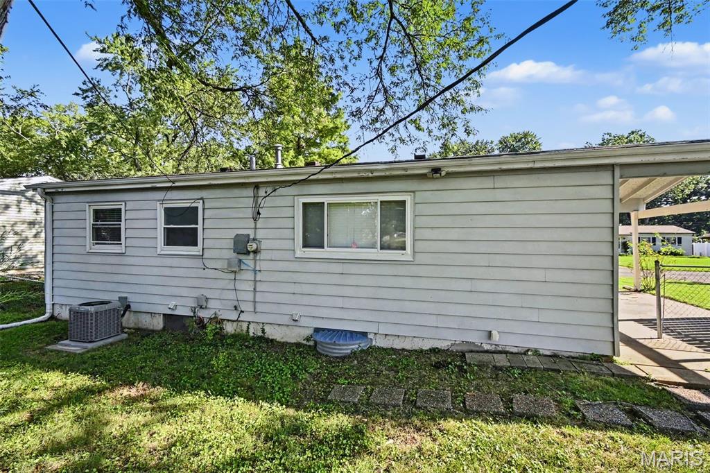 20th image of 1220 Estes Dr, Florissant, MO 63031 | MLS# MIS26053455