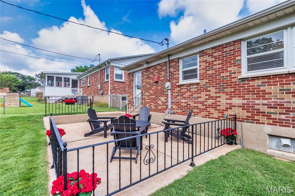 45th image of 4510 Tomahawk Dr, Saint Louis, MO 63123 | MLS# MIS26053485