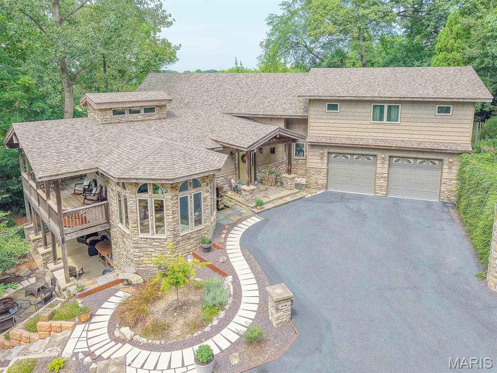 1st image of 1003 Berry Ln, Edwardsville, IL 62025 | MLS# MIS26053487