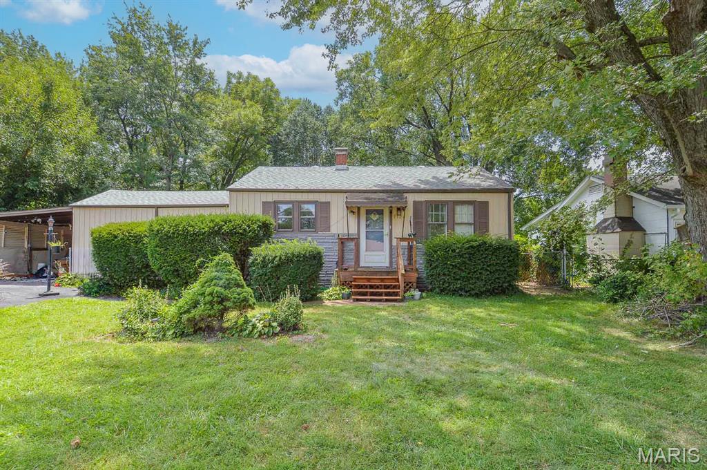 1st image of 9120 Summit Dr, Fairview Heights, IL 62208 | MLS# MIS26053500