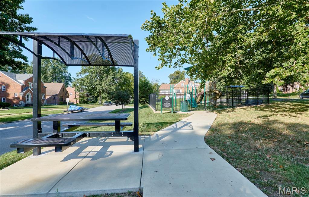 85th image of 2900 Clearview Dr, Saint Louis, MO 63121 | MLS# MIS26053525