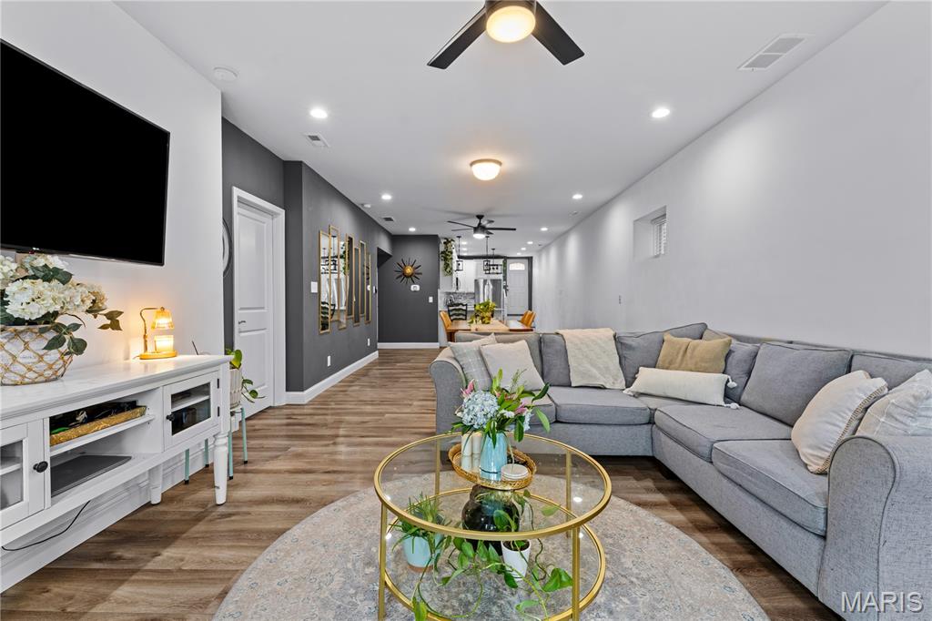 2nd image of 2006 Geyer Ave, Saint Louis, MO 63104 | MLS# MIS26053534