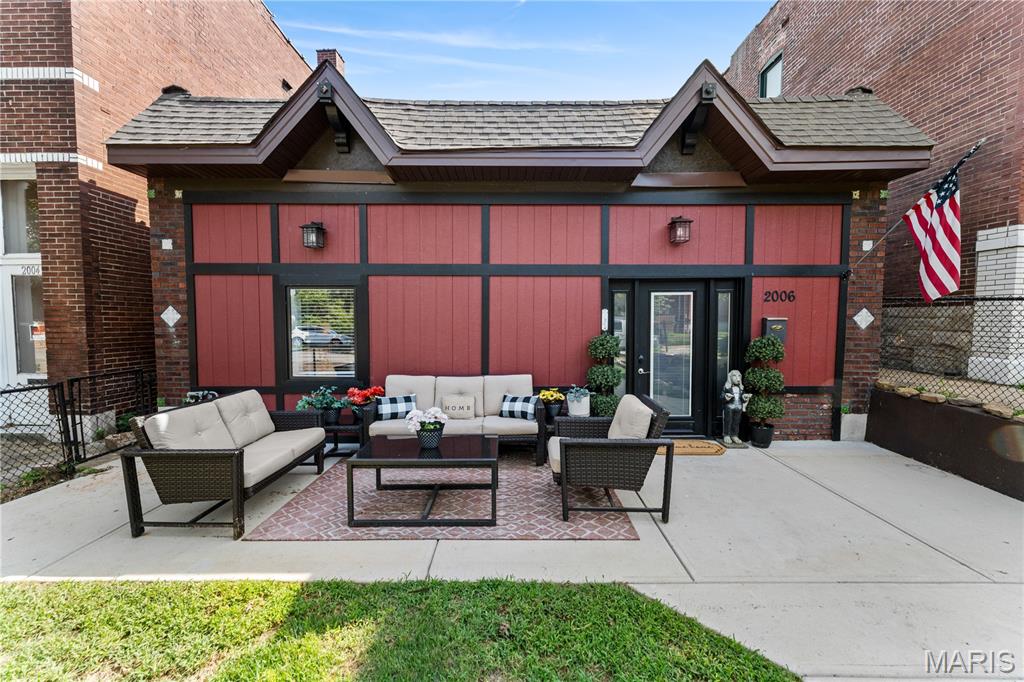 1st image of 2006 Geyer Ave, Saint Louis, MO 63104 | MLS# MIS26053534