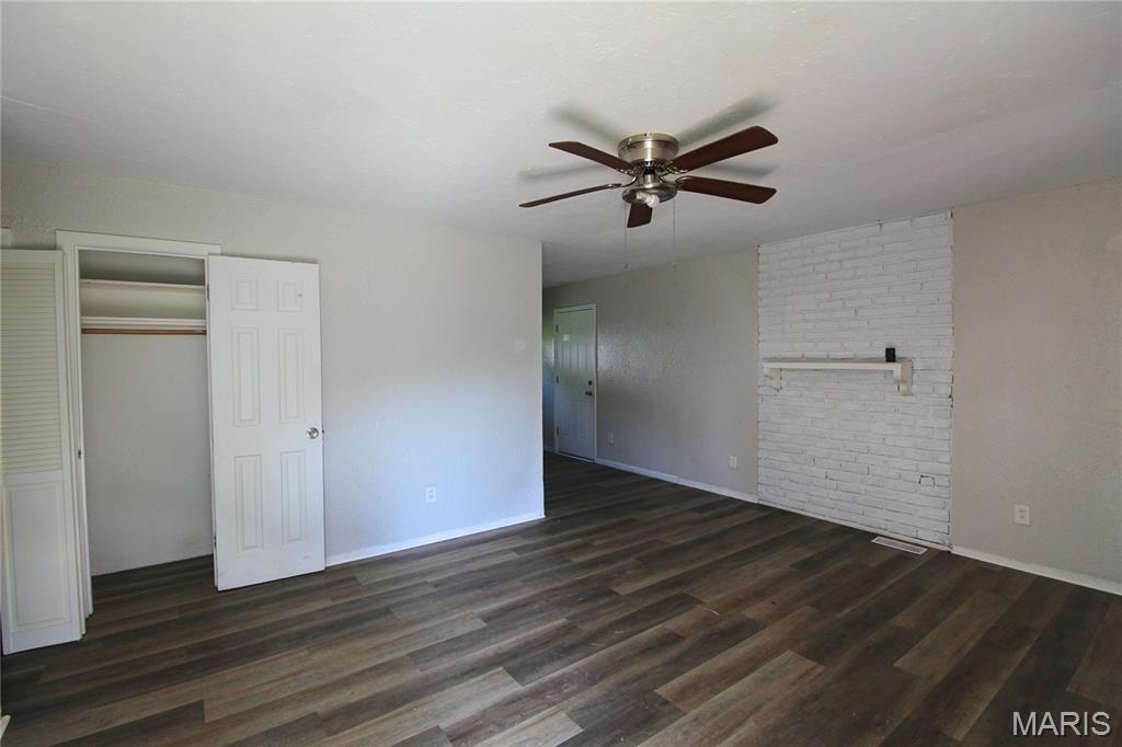 3rd image of 1605 Parklane Dr, East Saint Louis, IL 62206 | MLS# MIS26053539