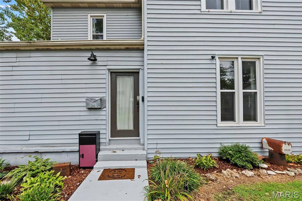 2nd image of 214 W Mary St, Jackson, MO 63755 | MLS# MIS26053564
