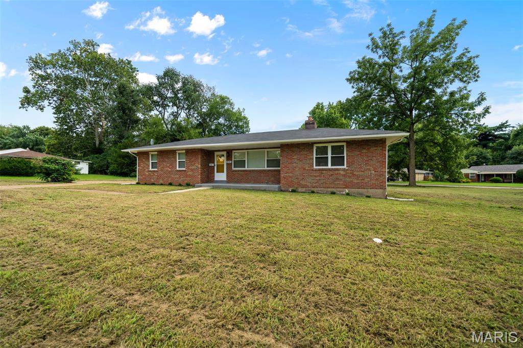 3rd image of 8142 January Ave, Saint Louis, MO 63134 | MLS# MIS26053612