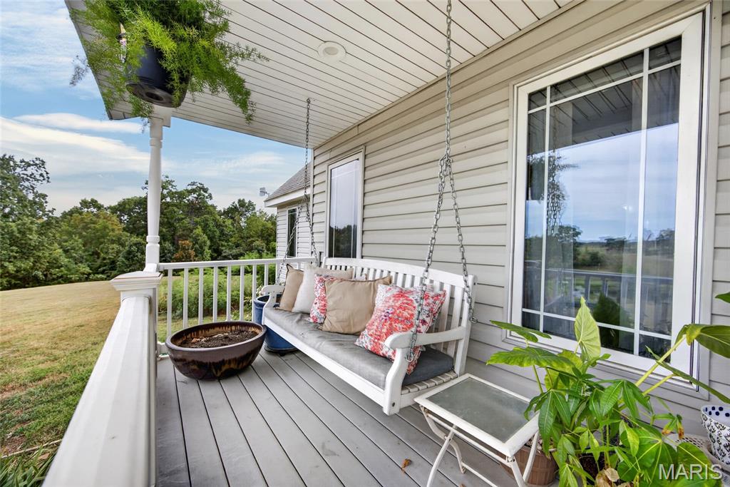 3rd image of 271 Pleasant Knoll Rd, Stoutland, MO 65567 | MLS# MIS26053613